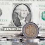 Dólar em alta, cotado a R$ 5,68