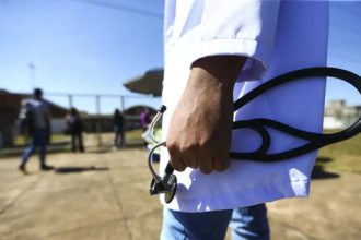 Falta de médicos lidera lista de desafios na saúde, segundo estudo da Firjan