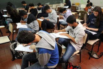 Norte e Nordeste apresentam mais problemas relacionados à falta de professores com formação adequada