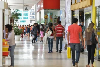 Vendas do Dia das Mães devem movimentar R$ 14,37 bilhões em 2025