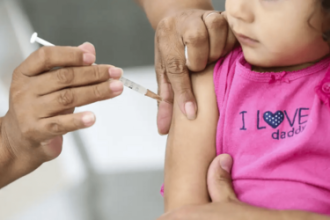 Vacinação: 6,8 mi de doses serão distribuídas para reforçar cobertura entre crianças e adolescentes