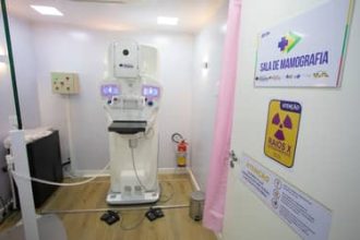 Agora Tem Especialistas: 18 municípios recebem carretas de saúde da mulher