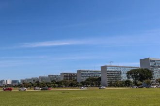 Senado aprova reestruturação de carreiras federais com mais de 24 mil novos cargos