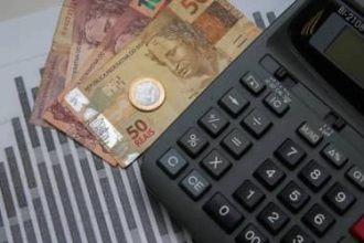 Economia brasileira deve crescer 2% em 2026, projeta CNI
