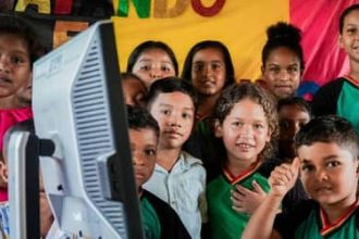 Escolas Conectadas: mais de 70% das escolas públicas de Pernambuco já têm acesso à internet