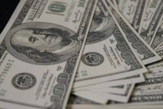 Dólar encerra último pregão aos R$ 5,02