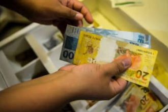 Economia brasileira vive cenário de “equilíbrio precário”, avalia IFI