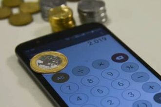 Selic cai para 14,5%, mas segue acima do considerado ideal pela indústria