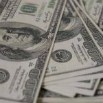 Dólar fecha em queda e encerra o dia cotado a R$ 5,00