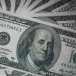 Dólar fecha último pregão aos R$ 5,17, após salto de 0,15%