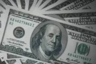 Dólar fecha último pregão aos R$ 5,17, após salto de 0,15%
