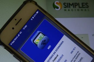 Simples Nacional: setor produtivo e parlamentares do RS e do PR apoiam atualização de limites para gerar emprego e renda