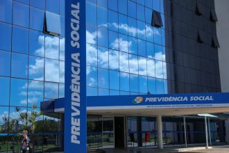 INSS: beneficiários que começaram a receber a partir de maio receberão 13º em novembro