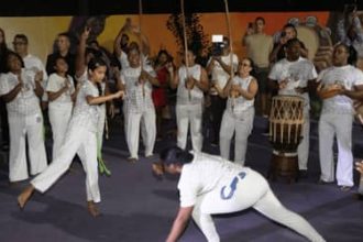 Ofício dos Mestres e Mestras da Capoeira mantém saberes, memória e ancestralidade em movimento