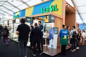 ApexBrasil leva mais de 100 empresas para a maior feira de alimentos do mundo em Paris