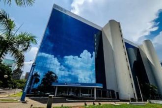 Bancos e INSS: veja o atendimento no ponto facultativo e no feriado de Finados