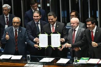 Congresso promulga fim da escala 6×1; CACB alerta para impacto nas empresas