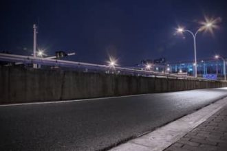 Iluminação pública pode consumir até 5% do orçamento municipal, aponta EPE