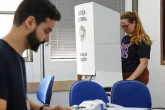 MG e SP elegem governadores enquanto ES e RJ ficam para o 2º turno