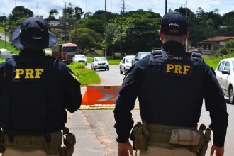 PRF inicia Operação Finados nas rodovias federais; uso do celular ao volante é destaque nas ações educativas