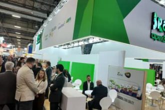 SIAL Paris: empresas brasileiras ampliam busca por mercados externos em meio a tarifas dos Estados Unidos