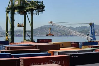 Tarifaço: São João da Barra (RJ) lidera perdas municipais nas exportações aos EUA; veja ranking
