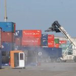 Tarifaço dos EUA afeta 1.135 municípios, aponta estudo da CNM